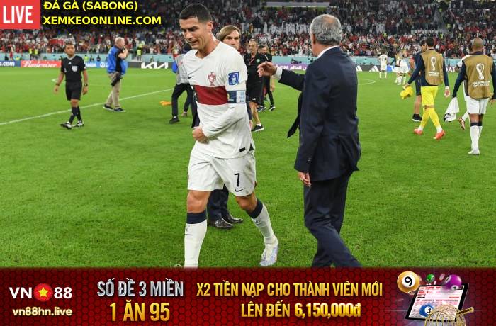 Huyền thoại Ronaldo đã khóc khi để thua Ma Rốc